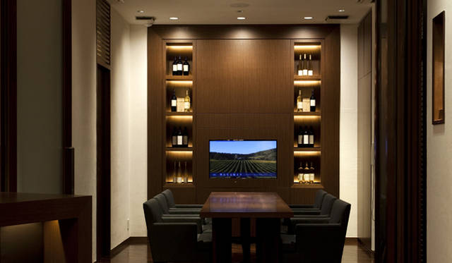 <b>KENZO ESTATE｜ケンゾー エステイト</b>