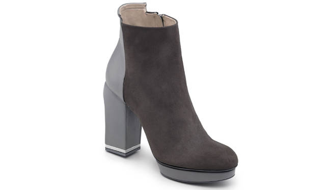 <b>BALLY｜バリー</b>　バリー×セント・マーチンズコラボレーションシューズ　「ESTEFANIA8」（ヒール 10cm）　15万2250円