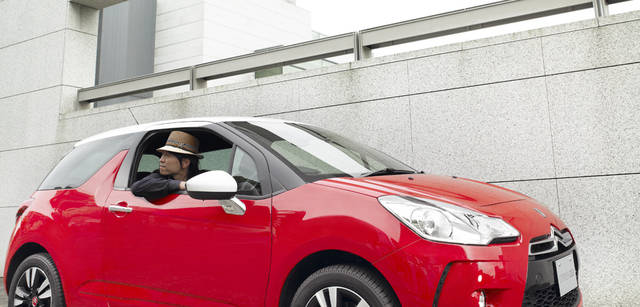 CITROEN DS3｜シトロエン DS3 × Graphic Design artless代表 川上俊