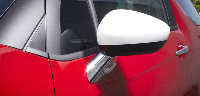 CITROEN DS3｜シトロエン DS3 × Graphic Design artless代表 川上俊