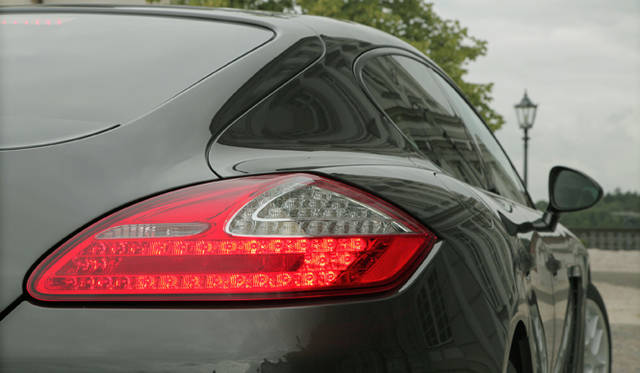 <b>PORSCHE PANAMERA｜ポルシェ パナメーラ</b>　パナメーラ4