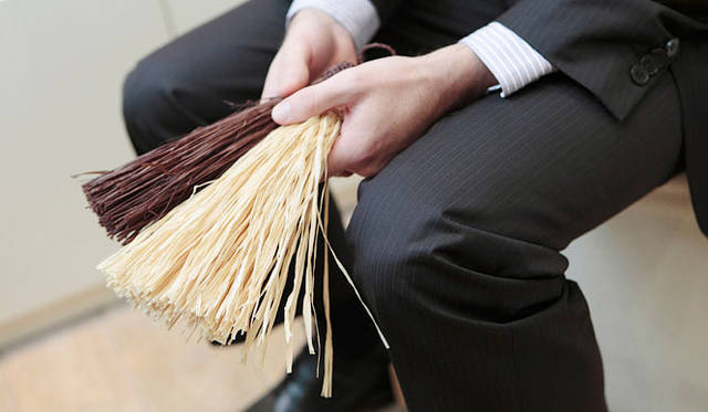 <b>HELEN KAMINSKI｜ヘレン カミンスキー</b>