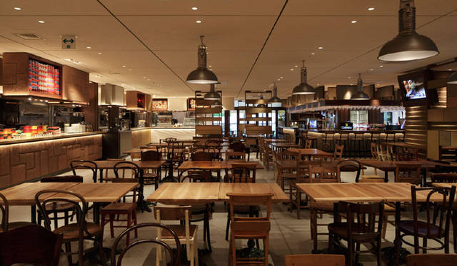 EAT｜赤坂アークヒルズのあたらしい顔 カジュアルキッチン『CHOICE!』