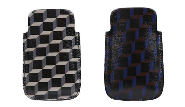 <b>iPhoneケース｜PIERRE HARDY｜ピエール アルディ</b>　ピエール アルディからも、今シーズンはじめてiPhoneケースが登場した。旅やちょっとした外出時などのキャリーケースとして最適。カーフレザーとコーティングされたキャンバス地の組み合わせ。iPhoneケース 各1万1550円[参考価格]（ピエール アルディ／ステディ スタディ）