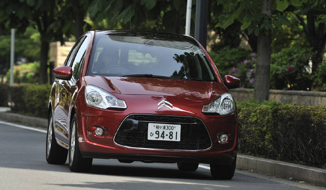 <b>CITROEN C3｜シトロエン C3</b>