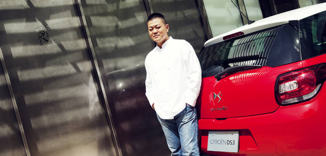 <b>シトロエン DS3 × 成澤由浩</b>　蜂とNARISAWAの“Ｎ”を組み合わせた『Les Créations de NARISAWA』のロゴマーク。フランスでは、蜂は幸運をもたらしてくれるという。