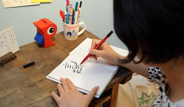 <b>展覧会「ヒトノユメ in TOKYO　高橋久美子（チャットモンチー）×白井ゆみ枝」</B> 　IID 世田谷ものづくり学校 IID GALLERYにて開催中