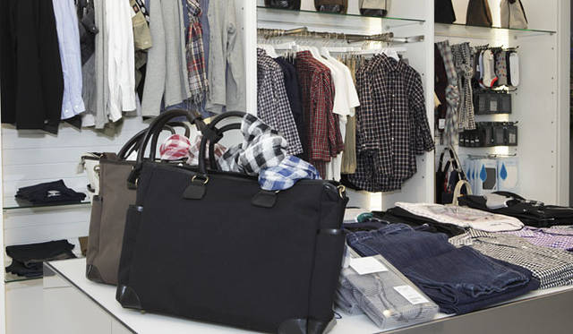 <b>UNITED ARROWS｜ユナイテッドアローズ</b>　ジ エアポート ストア ユナイテッドアローズ 羽田空港第2ターミナル店