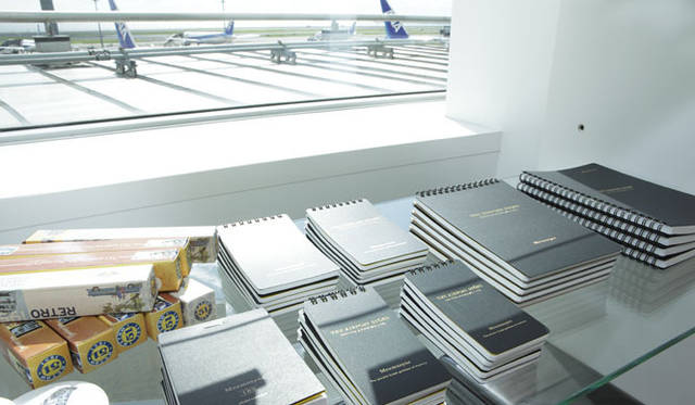 <b>UNITED ARROWS｜ユナイテッドアローズ</b>　ジ エアポート ストア ユナイテッドアローズ 羽田空港第2ターミナル店　空港限定ノートシリーズ　