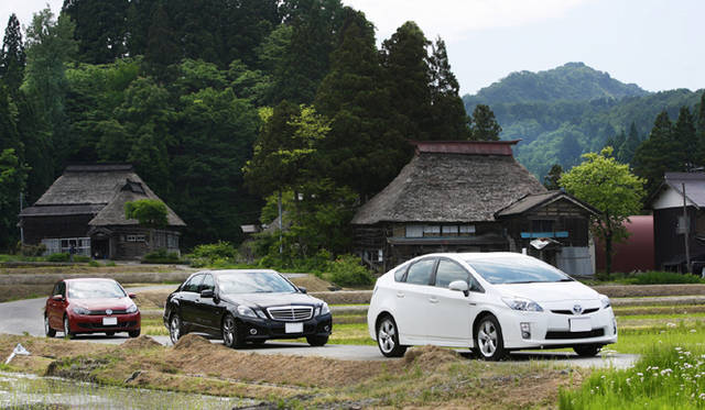 <b>エコカー3モデル乗りくらべ新潟ツアー</b>　ついに到着した荻ノ島。“エコ”なクルマを迎えいれる、のどかな風景だ。