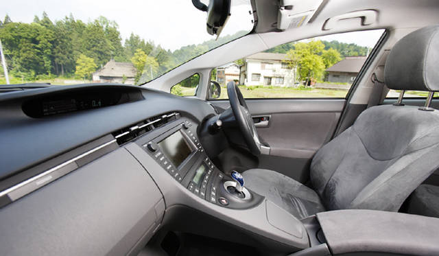 <b>エコカー3モデル乗りくらべ新潟ツアー 後篇</b>　担当Ａ「トヨタのハイブリッドにかんする技術はまちがいなく世界一でしょう」