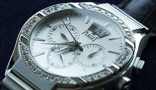 <b>PIAGET｜ピアジェ</b> 「ピアジェ ポロ」のWG×ダイヤモンドのモデル。430万5000円。