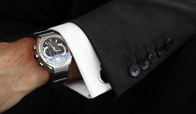 <b>PIAGET｜ピアジェ</b> 「ピアジェ ポロ FortyFive」を身につけたトゥゾー氏。