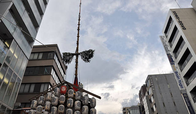 <b>塚田有一│みどりの触知学</b>　第8回：うつ　うつろひ　うつつ