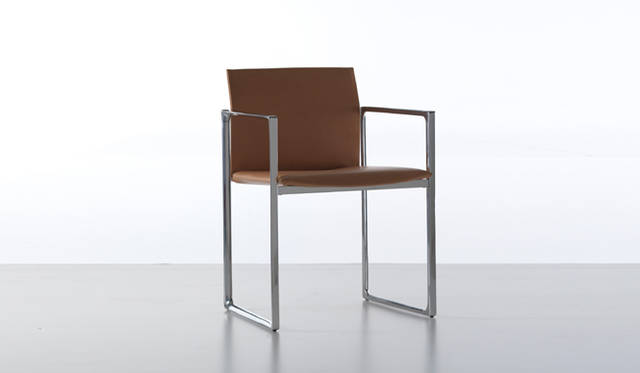 <b>Cassina｜カッシーナ</b>　「EVE（イブ）」