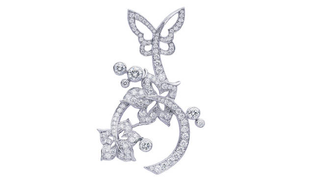 <b>ヴァン クリーフ＆アーペル｜VAN CLEEF & ARPELS</b> 「チュイルリー クリップ」WG×ダイヤモンド、393万7500円