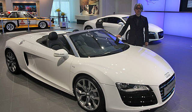 <b>アウディ×坂本龍一</b> “カーボン オフセット プロジェクト”プレス発表会　坂本龍一氏、R8 Spyderとともに