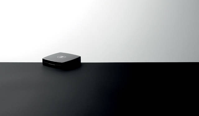 <b>CHANEL｜シャネル</b>　2010 秋 メークアップ コレクション　Photographer:Philippe LACOMBE