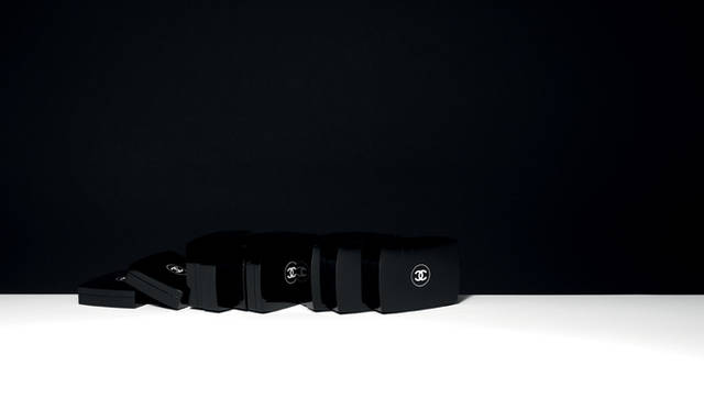<b>CHANEL｜シャネル</b>　2010 秋 メークアップ コレクション　Photographer:Philippe LACOMBE