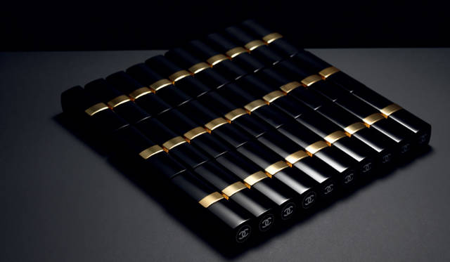 <b>CHANEL｜シャネル</b>　2010 秋 メークアップ コレクション　Photographer:Philippe LACOMBE