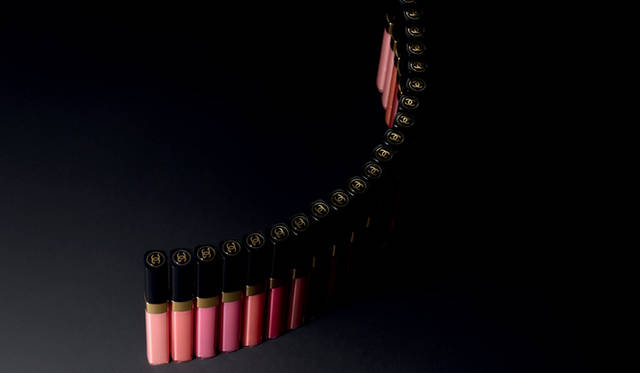 <b>CHANEL｜シャネル</b>　2010 秋 メークアップ コレクション　Photographer:Philippe LACOMBE