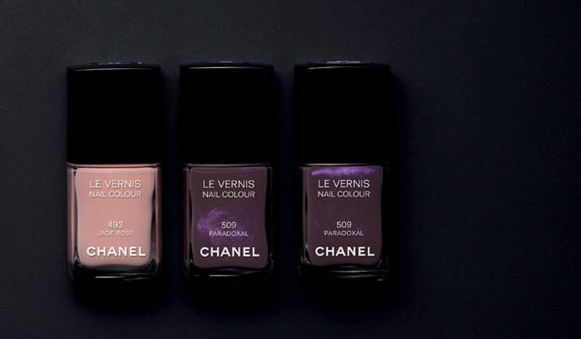 <b>CHANEL｜シャネル</b>　2010 秋 メークアップ コレクション　Photographer:Philippe LACOMBE