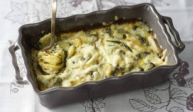 <b> APPOLIA｜アポーリア</b>　APPOLIA 「レクタンギュラーディッシュ（大）」　（W33×L18.5×H7.5cm / 2.3ℓ）4200円