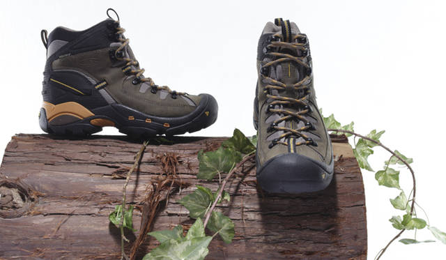 <b>KEEN｜キーン</b> 「OREGON PCT」（2万6040円）