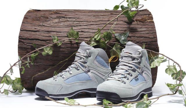 <b>GARMONT｜ガルモント</b> 「アンブラGTX」 （2万5725円）