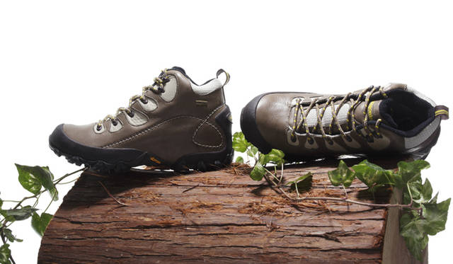 <b>Patagonia Footwear｜パタゴニア フットウェア</b> 「ノマド・ゴアテックス」 （2万9400円）