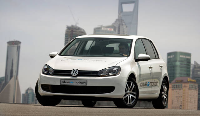 <b>Volkswagen Golf blue-e-motion｜フォルクスワーゲン ゴルフ・ブルーeモーション</b>