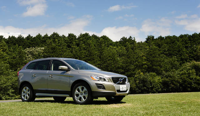 <b>VOLVO XC60 T5 SE｜ボルボ XC60 T5 SE</b>