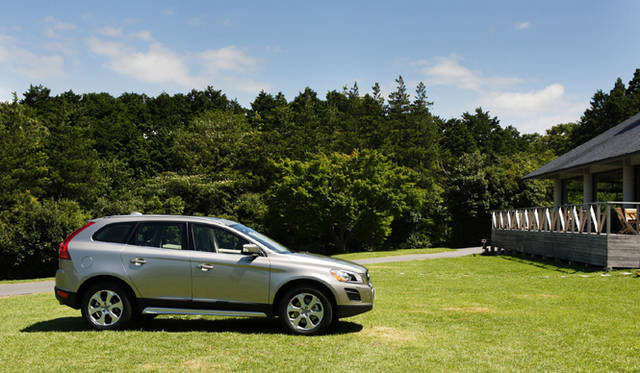 <b>VOLVO XC60 T5 SE｜ボルボ XC60 T5 SE</b>