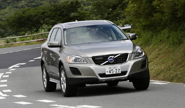 <b>VOLVO XC60 T5 SE｜ボルボ XC60 T5 SE</b>