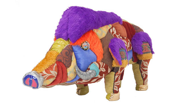 <b>伊勢丹｜彩り祭チャリティキャンペーン</b>　アート作品チャリティ （伊勢丹新宿店限定）<br>TITLE｜イノシシ WILD BOAR（H770×W550×D1570mm）　ARTIST｜nuico