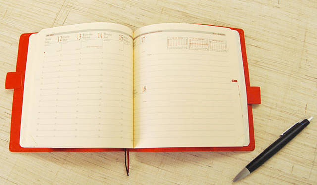 <b>中川政七商店</b>　「鹿革手帳」　