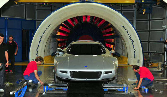 <b>Lancia Stratos｜ランチア ストラトス</b>