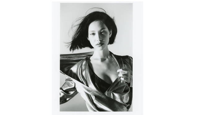 ART｜『ノルウェイの森』出演で注目の水原希子を起用　荒木経惟展　「愛ノ時間」　　©Nobuyoshi Araki