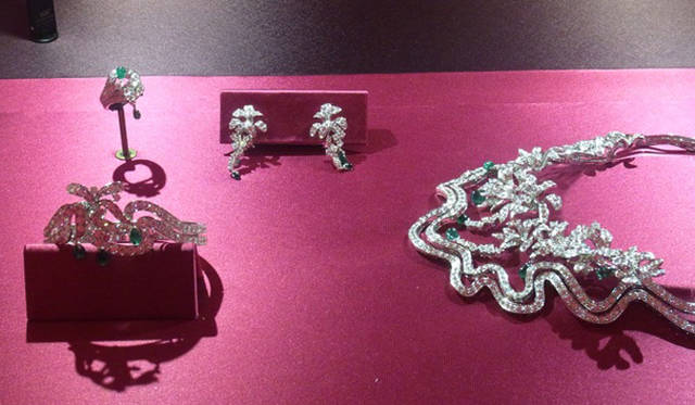 <b>BOUCHERON｜ブシュロン</b>　女性の秘めた部分への衝動的な誘惑を表現。「Dessous Chic-Chic Lingerie」。