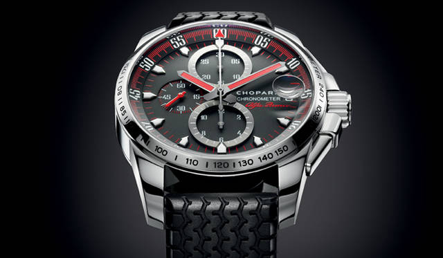 <b>CHOPARD｜ショパール</b> 「アルファ ロメオ記念ウォッチコレクション」のクロノグラフモデル、「GT XL クロノ アルファ　ロメオ」。自動巻き、SSケース、67万7250円