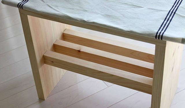 <b>Yoko Ueno Lewis｜暮らしノート</b>　お風呂のいす 「HIGH STOOL」