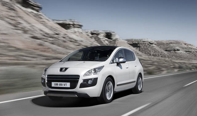 <b>Peugeot hybrid4｜プジョー ハイブリッド4</b>