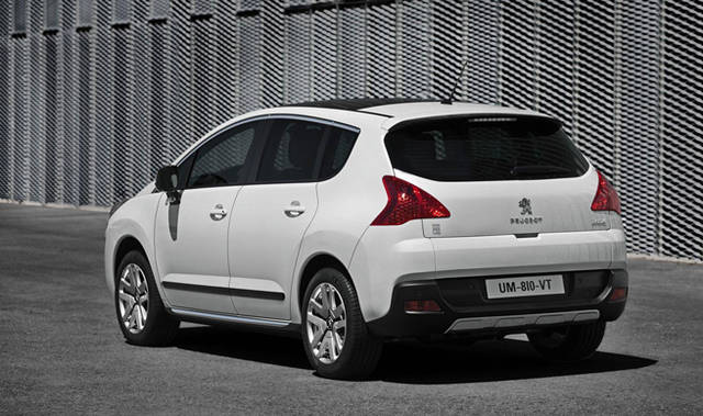 <b>Peugeot hybrid4｜プジョー ハイブリッド4</b>