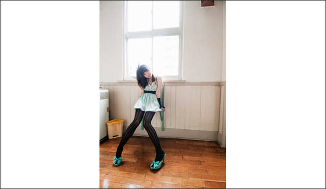 <b>川本史織｜KAWAMOTO Shiori</b>　窓際のねむ