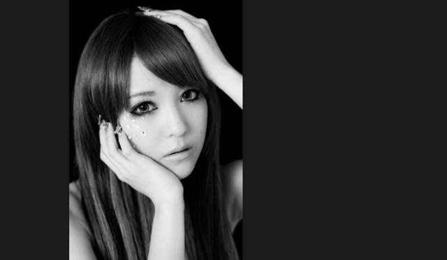 <b>川本史織｜KAWAMOTO Shiori</b>　モノクロ黒崎真音