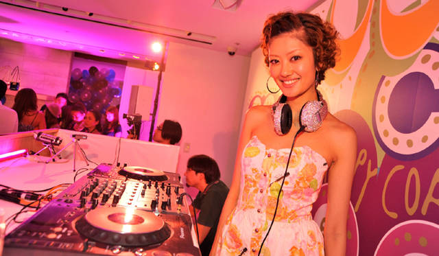 <b>COACH｜コーチ</b>　DJ Hico