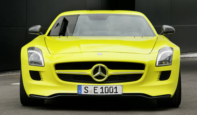 <b>Mercedes Benz｜メルセデス SLS AMG<br></b>フロントマスク全景