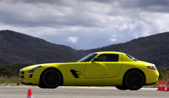 <b>Mercedes Benz｜メルセデス SLS AMG</b>