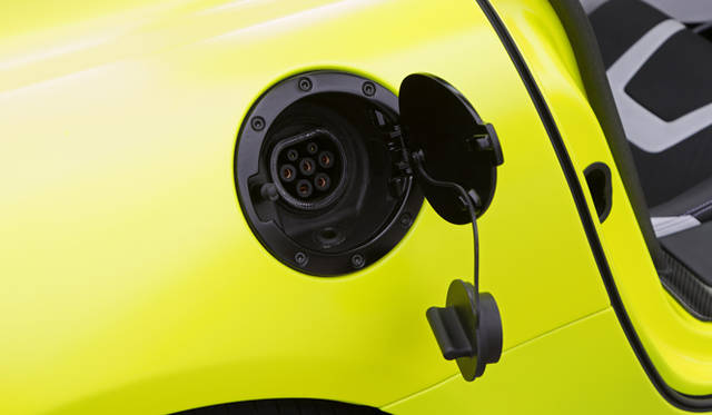 <b>Mercedes Benz｜メルセデス SLS AMG</b>