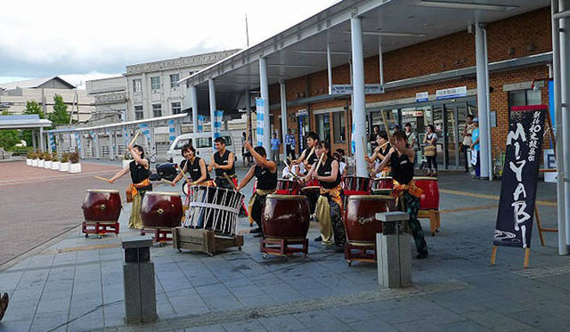 <b>瀬戸内国際芸術祭2010</b>　出船入船 太鼓チーム